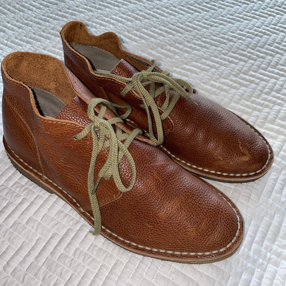 A pair of SeaVees Chukka tan leather boots. - Picture 3 of 7